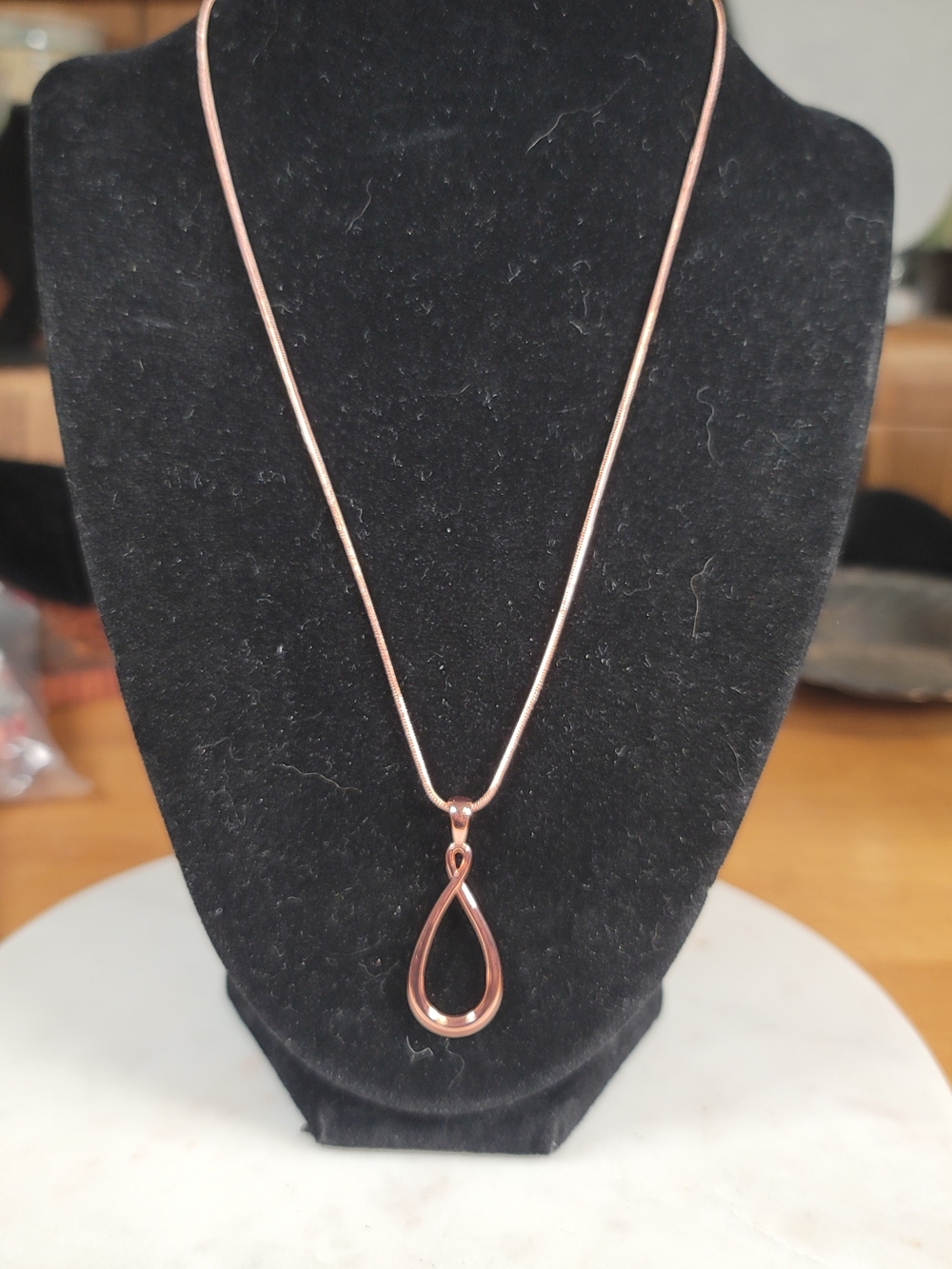 paparazzi Copper Teardrop Infinity Pendant Necklace Set